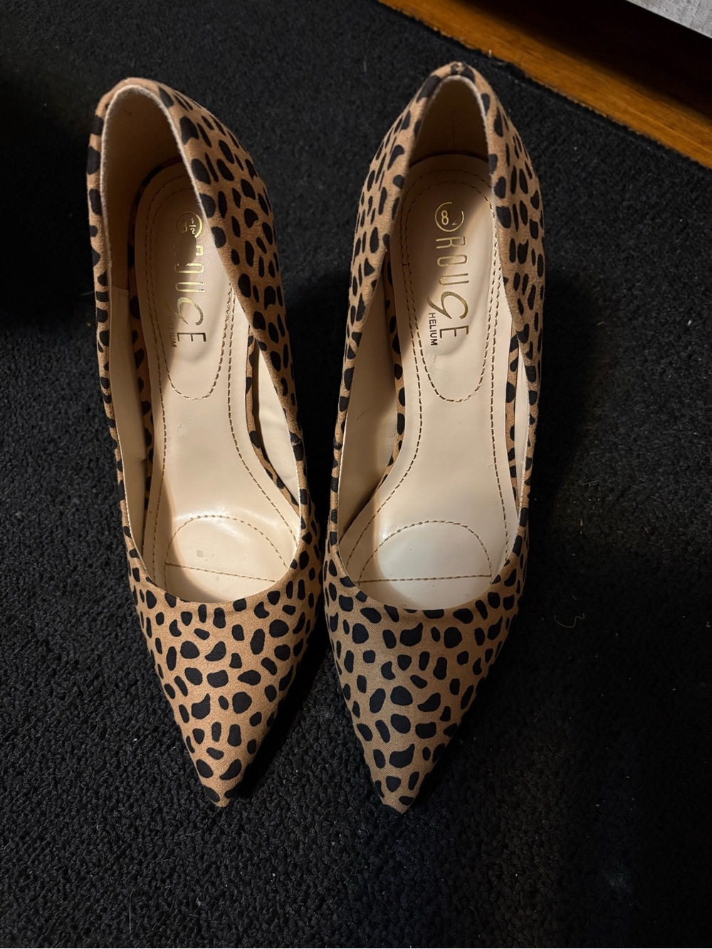 Rouge Helium Leopard-Print Pointed Pumps in Tan and Black